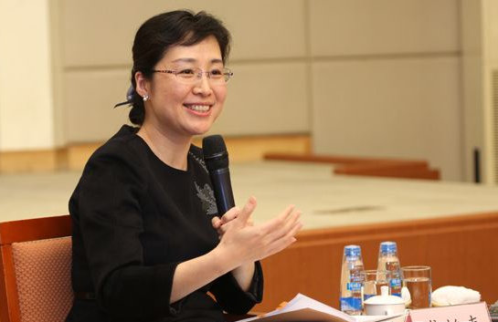 【专家点评】闫瑞祥：黄金大幅震荡中，欧美谨防触底反弹