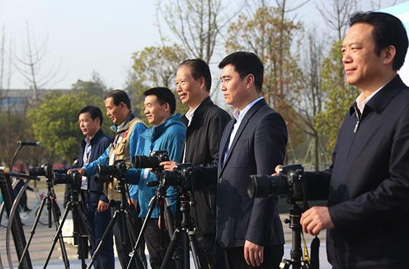 【专家点评】盛文兵：黄金对7月涨幅修正持续中，金价区间震荡将延续